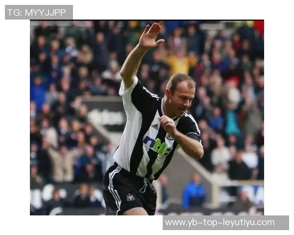 希勒称纽卡球迷对沃尔特马德情有独钟他更像是9号半或10号球员